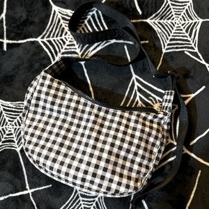 baggu small nylon crescent black and white gingham